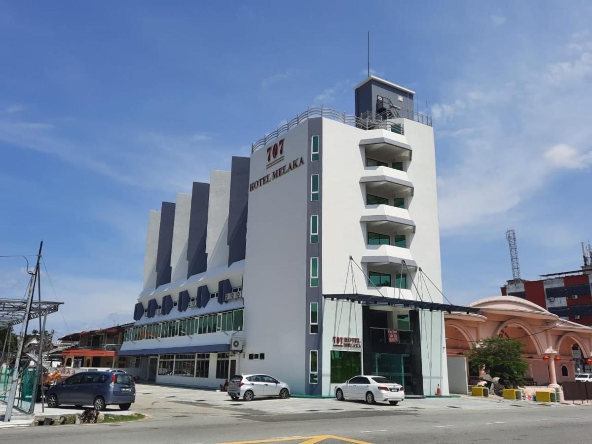 707 Hotel Melaka Exteriör bild