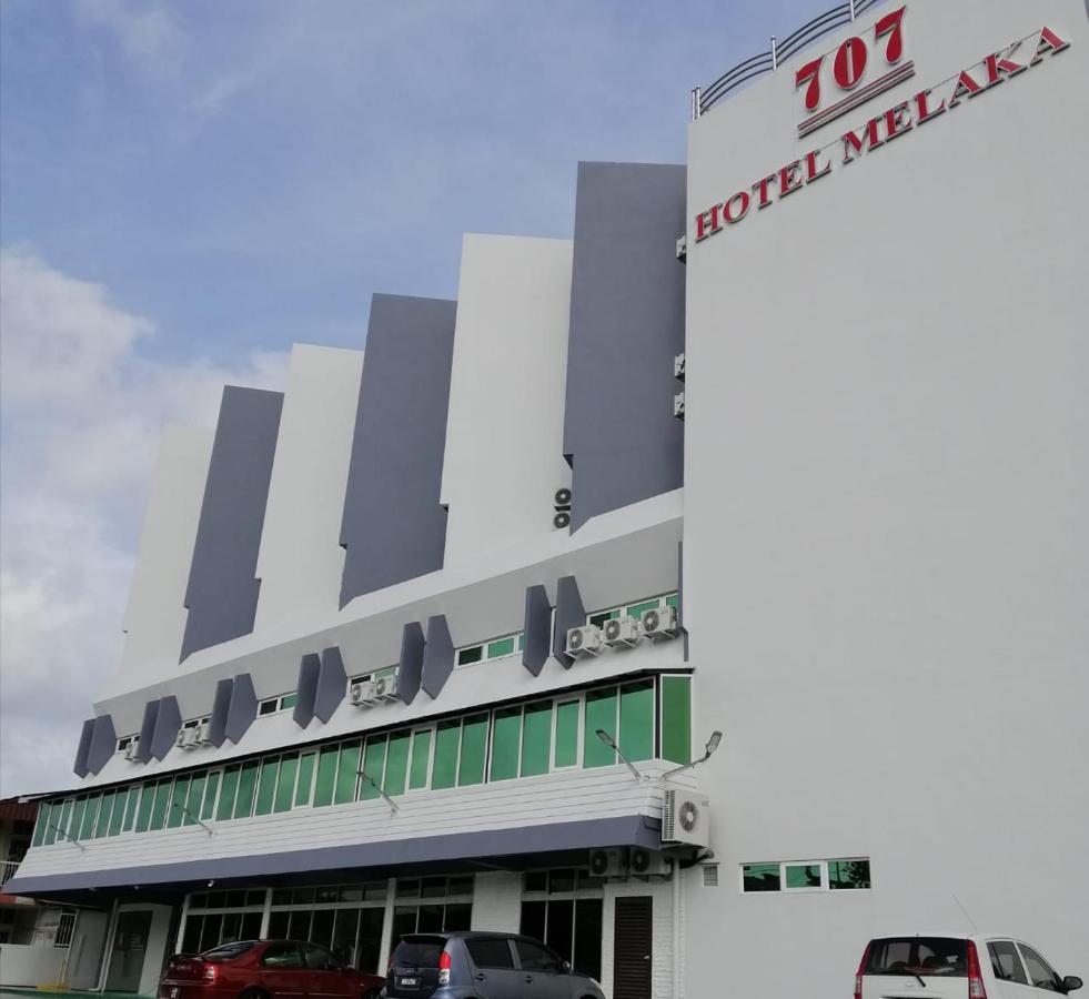 707 Hotel Melaka Exteriör bild